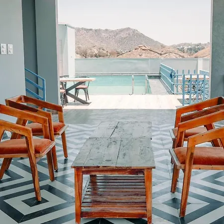 Seven Lake Villa-2